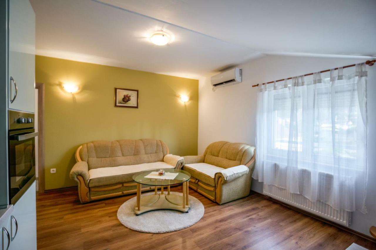 Arenta Apartments Metković エクステリア 写真